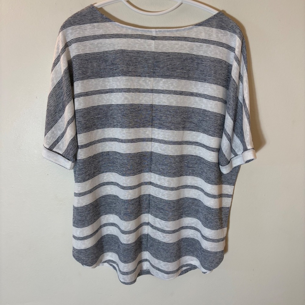 LOFT Striped Knit Top Size Large Navy Blue White Short Sleeve Scoop Neck - Picture 7 of 7